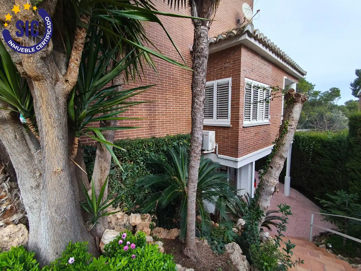 Exterior view of Houses for sale in Torrent  with Air Conditioner, Heating and Private garden