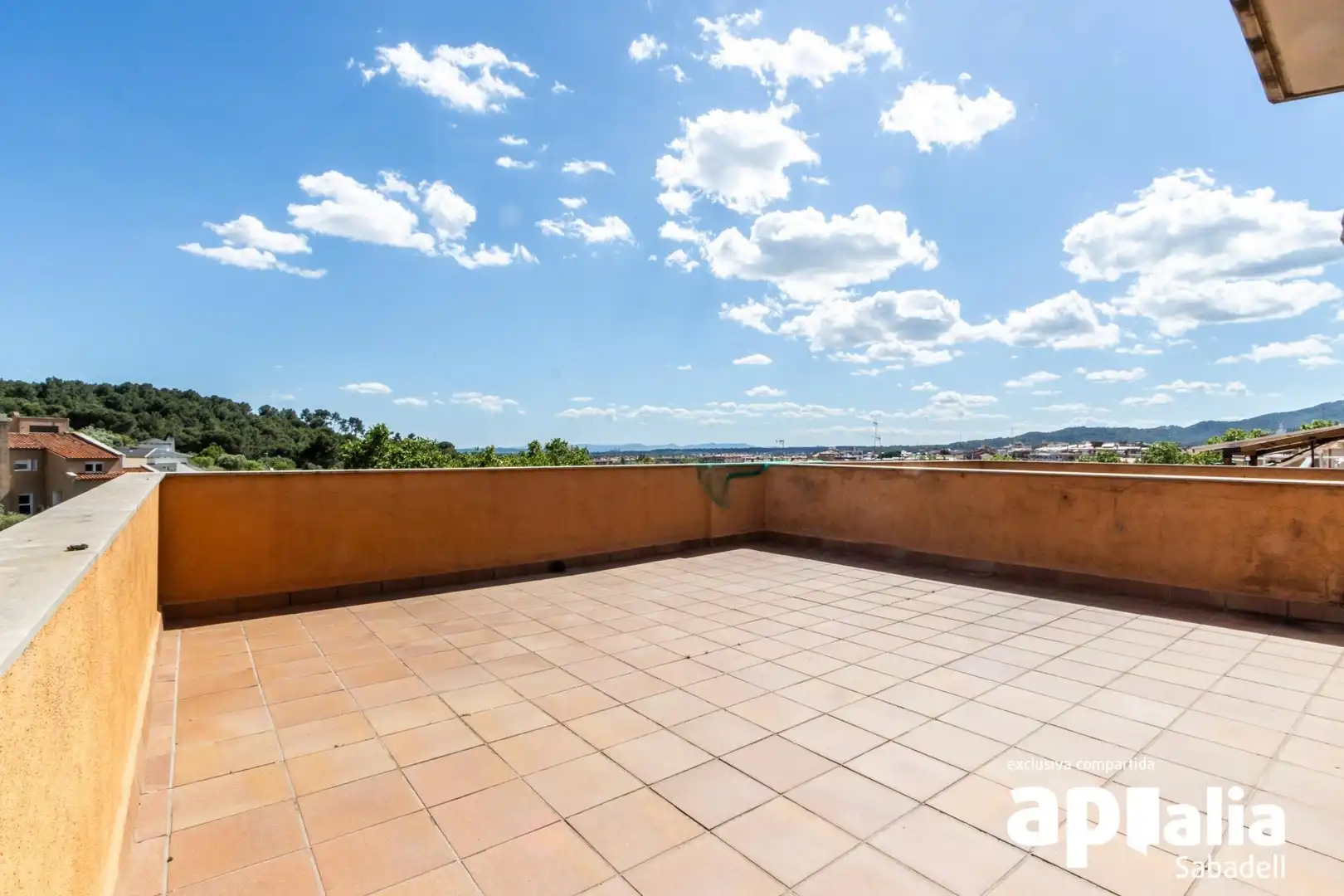 Terrassa de Casa o xalet en venda en Castellar del Vallès amb Aire condicionat, Calefacció i Jardí privat