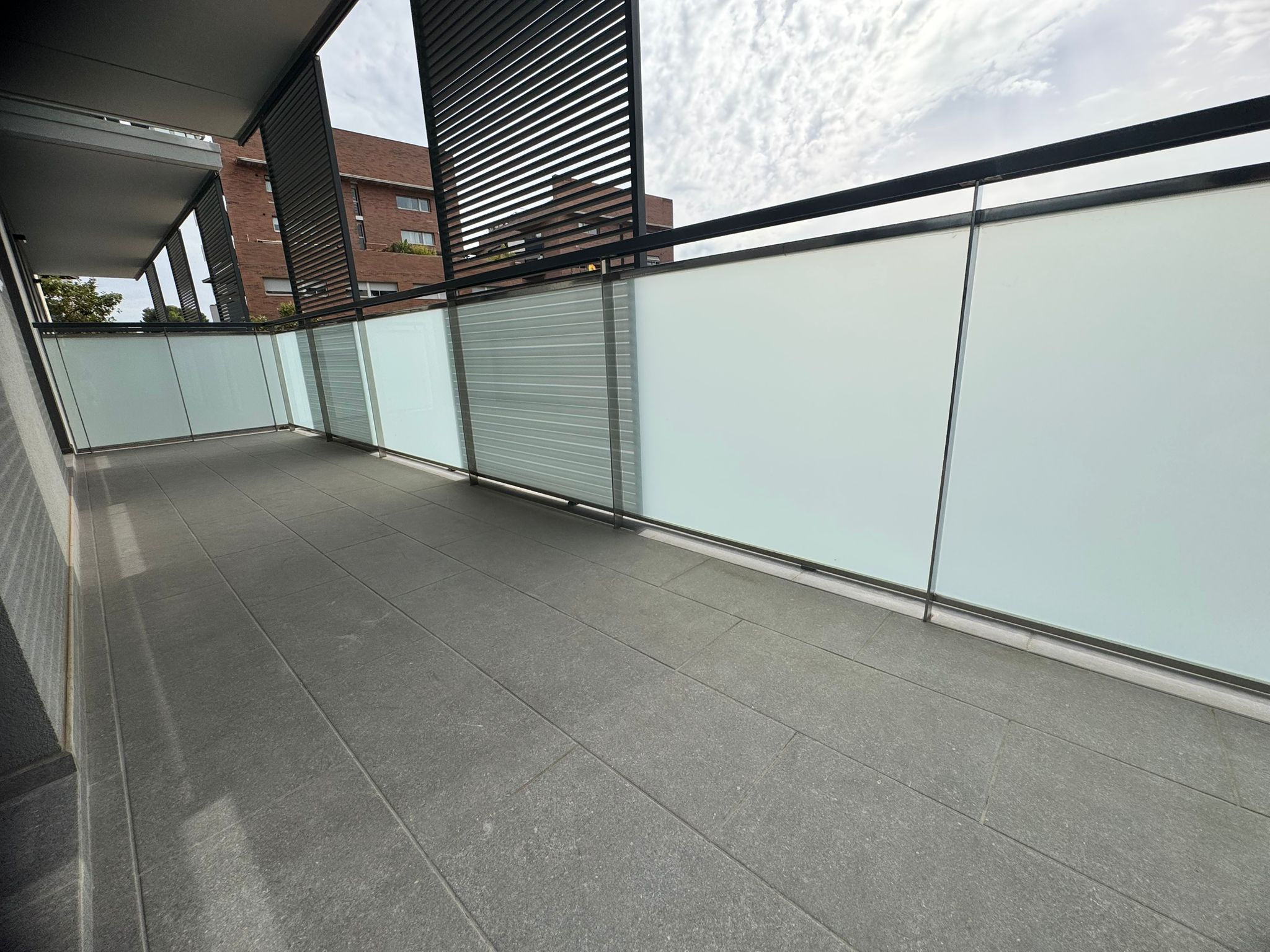 Terrassa de Pis en venda en L'Hospitalet de Llobregat amb Calefacció, Piscina i Balcó