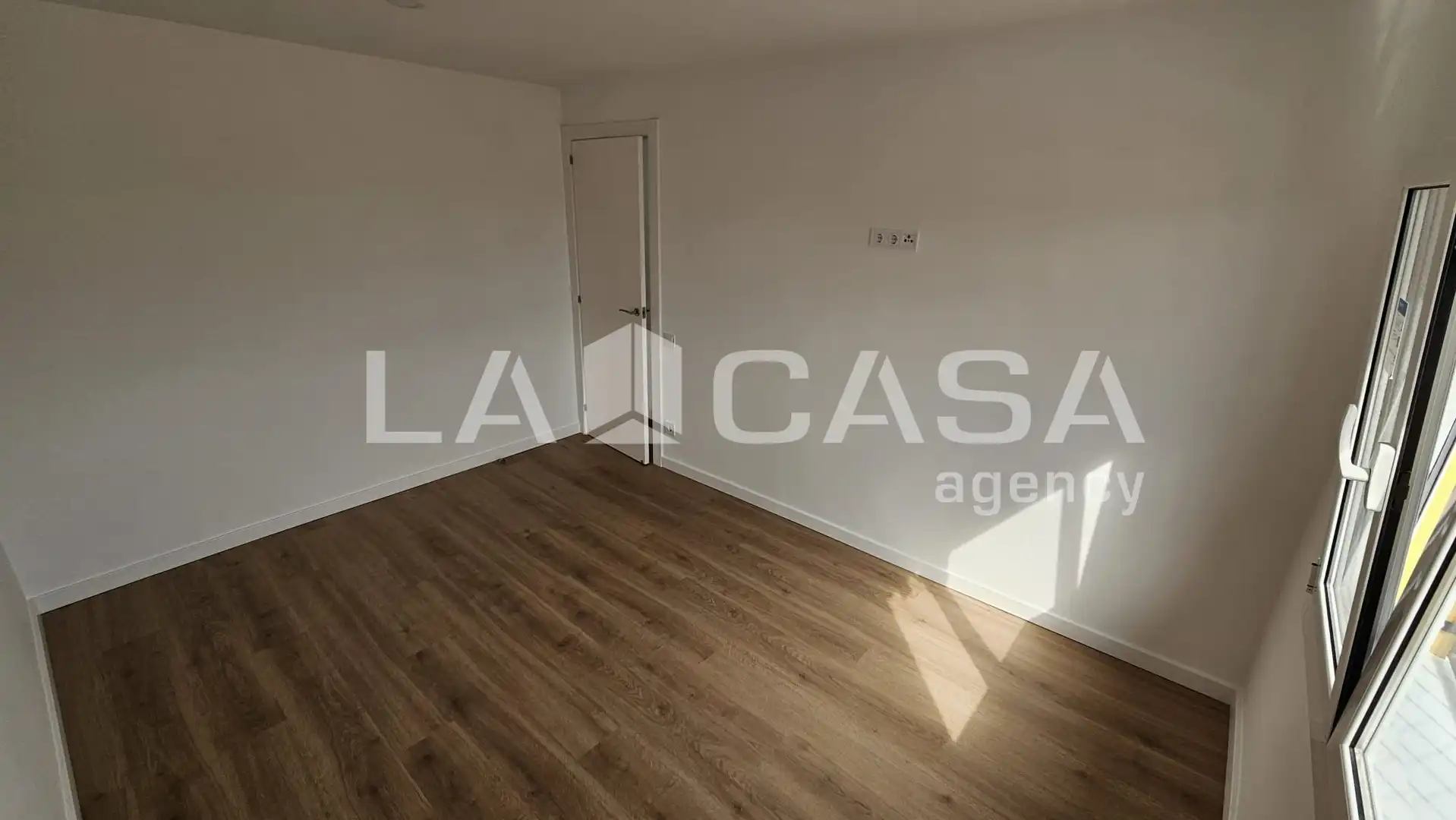 Flat for sale in Santa Coloma de Gramenet