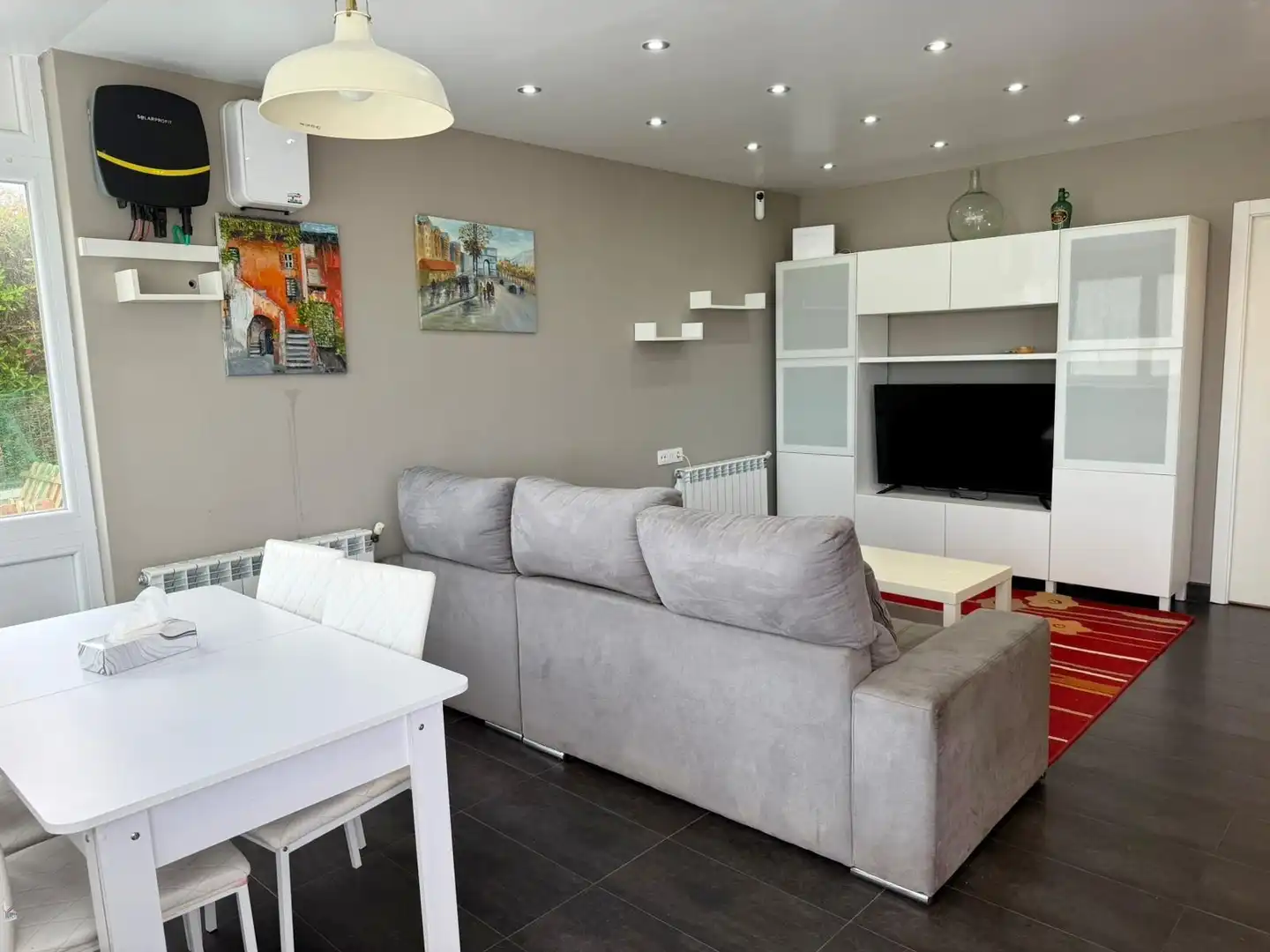 Sala de estar de Casa o chalet en venta en Arteixo con Calefacción y Jardín privado