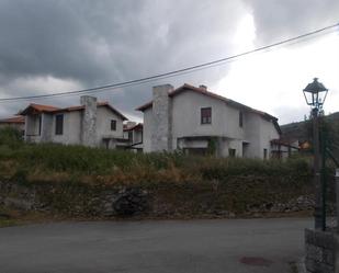 Building for sale in BARRO LLOSILLA, Ruesga