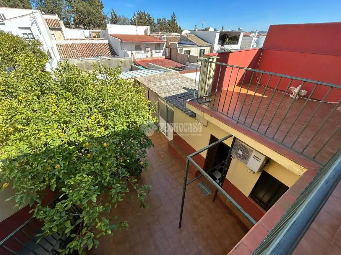 Vista exterior de Casa adosada en venta en Antequera con Terraza