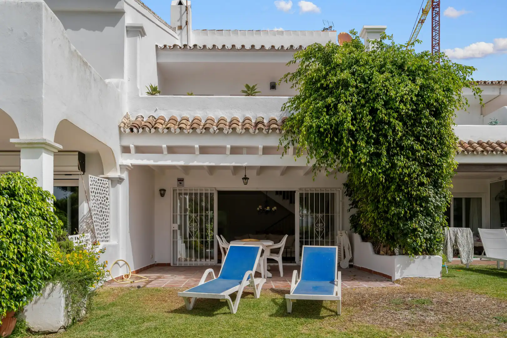 Jardín de Casa adosada en venta en Marbella con Aire acondicionado, Terraza y Piscina