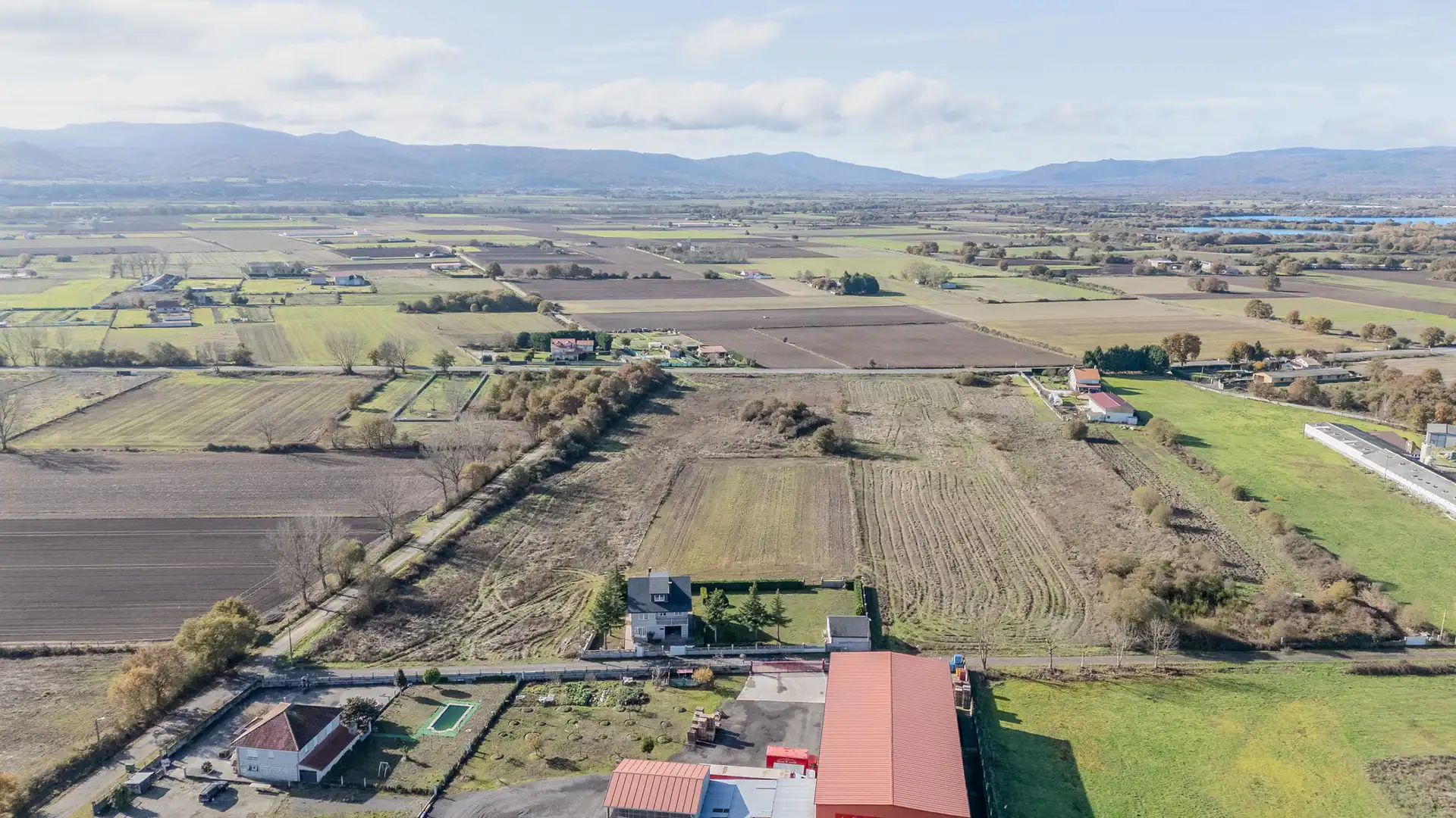 Casa o xalet en venda en Xinzo de Limia amb Piscina i Moblat