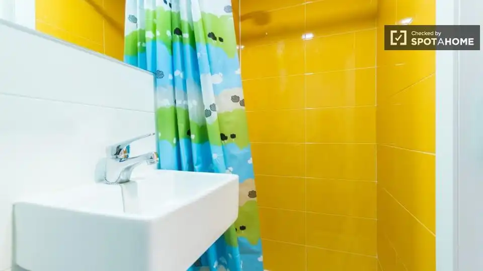 Habitació a Embajadores - Lavapiés