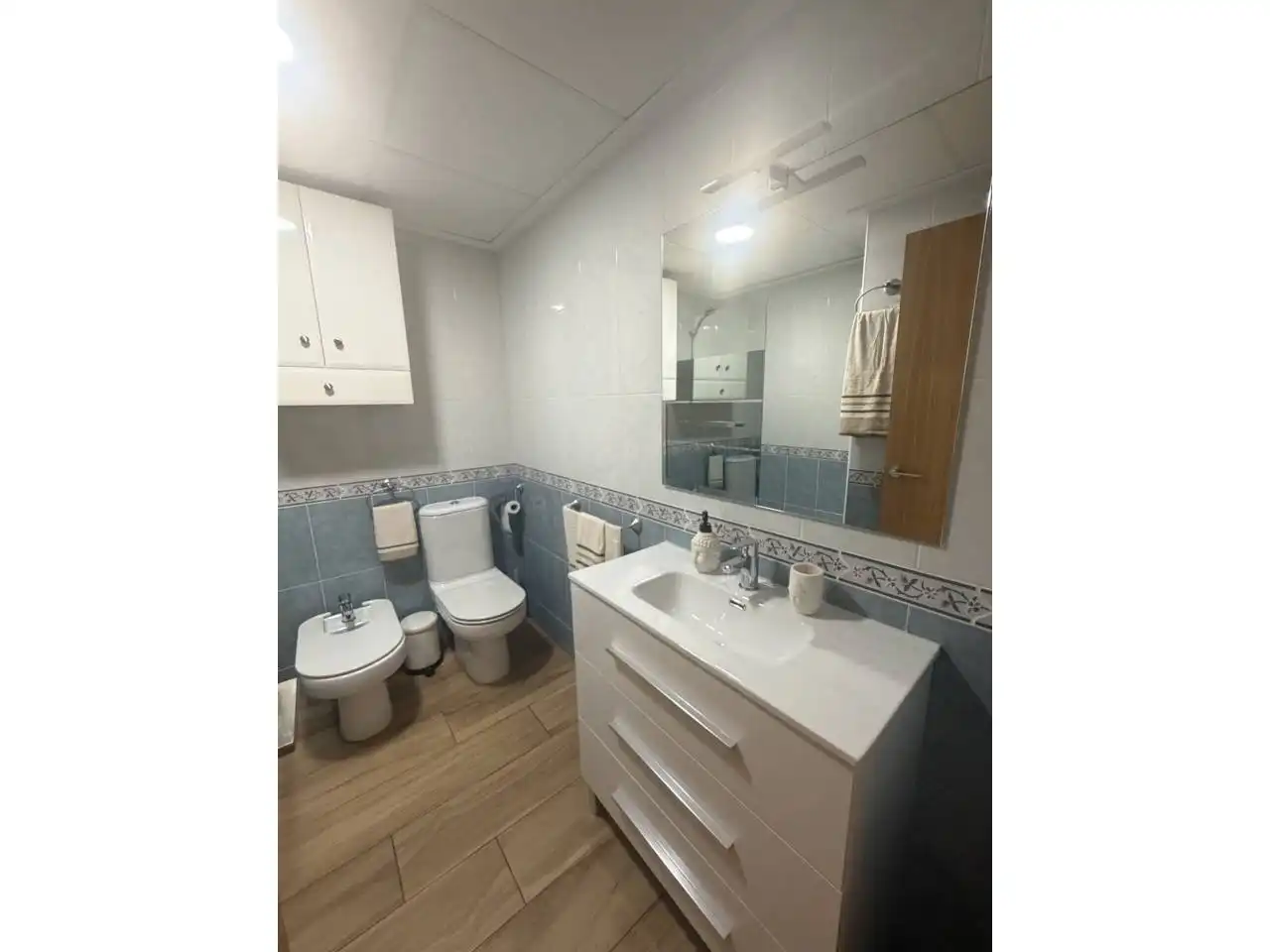 Baño de Dúplex en venta en Elche / Elx con Aire acondicionado, Terraza y Trastero