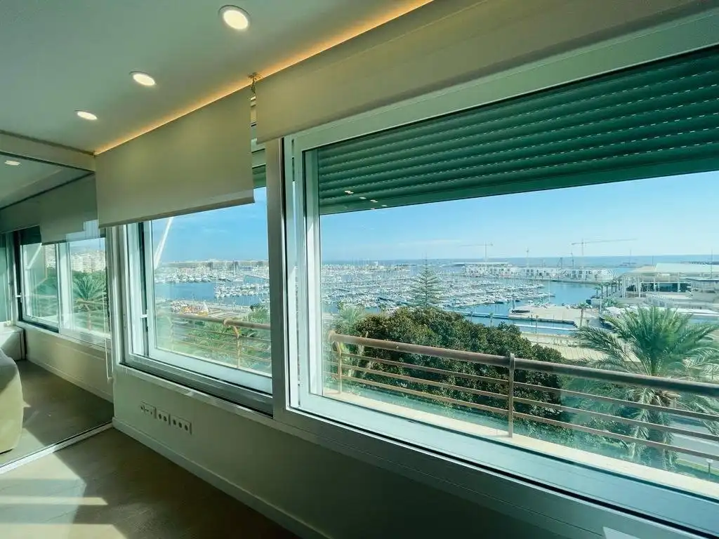 Piso de alquiler en Alicante / Alacant con Aire acondicionado, Calefacción y Parquet
