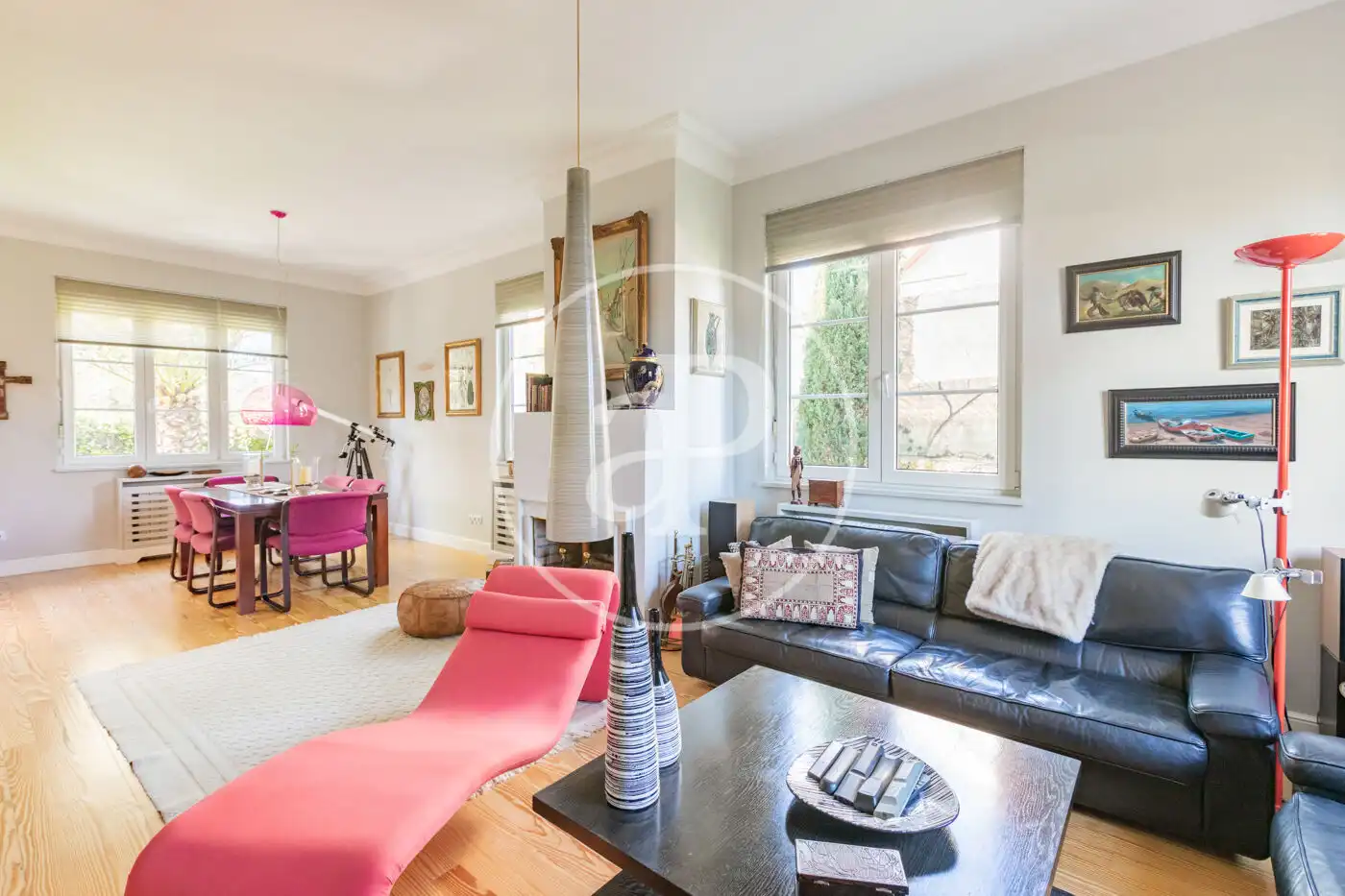 Living room of Houses for sale in Madrid  with Air Conditioner, Heating and Private garden