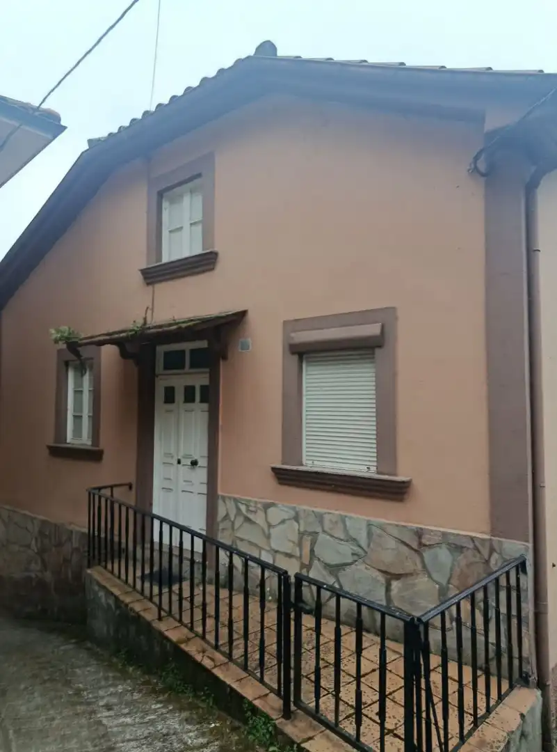 Exterior view of Houses for sale in Pravia  with Heating, Furnished and Oven