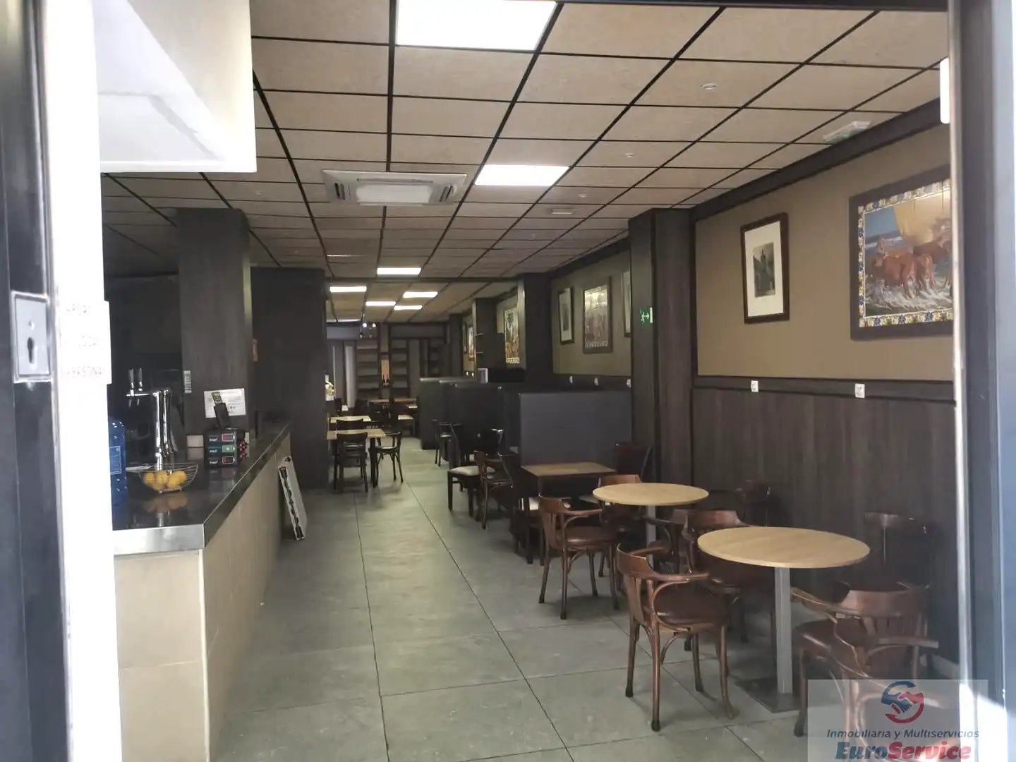 Local en venta en Valencia con Aire acondicionado y Amueblado