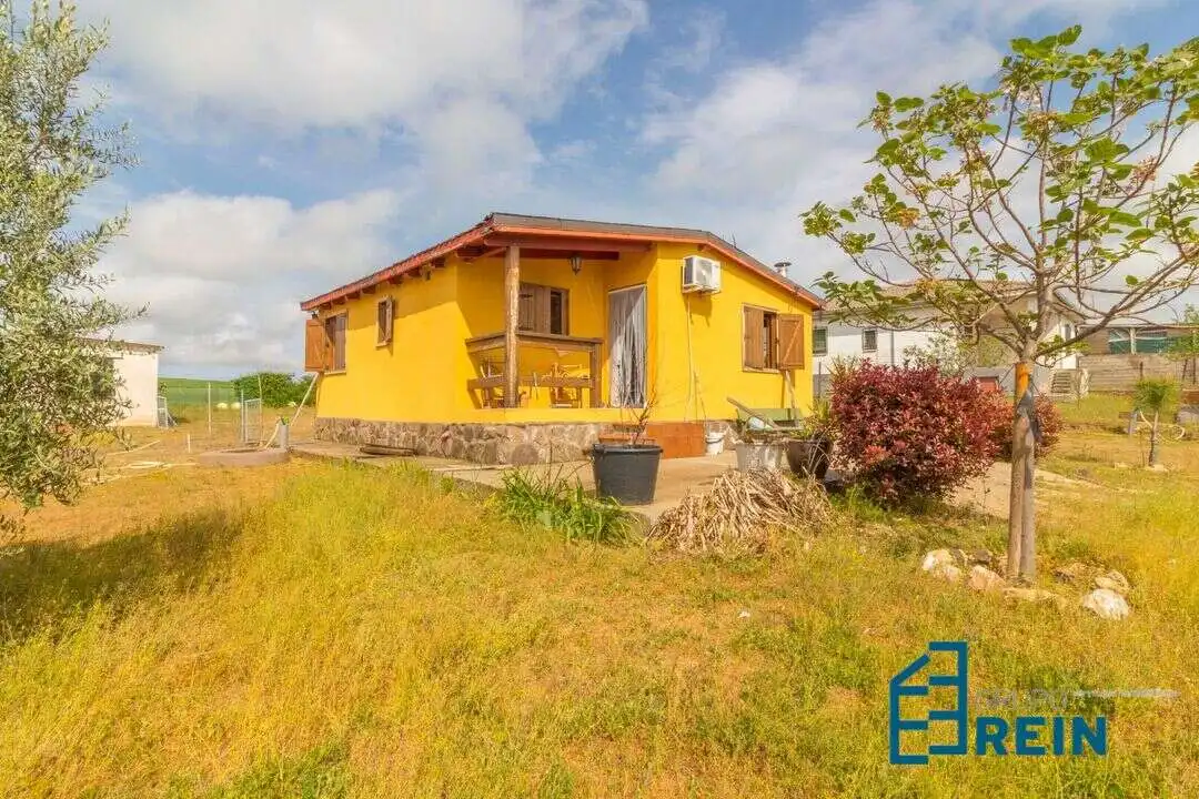 Vista exterior de Casa o xalet en venda en Lominchar amb Aire condicionat, Calefacció i Jardí privat