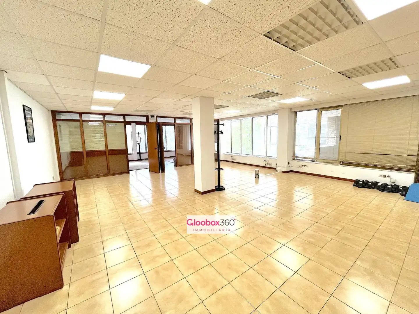 Büro zum Verkauf in Avenida S JORDI 31, imagen 22