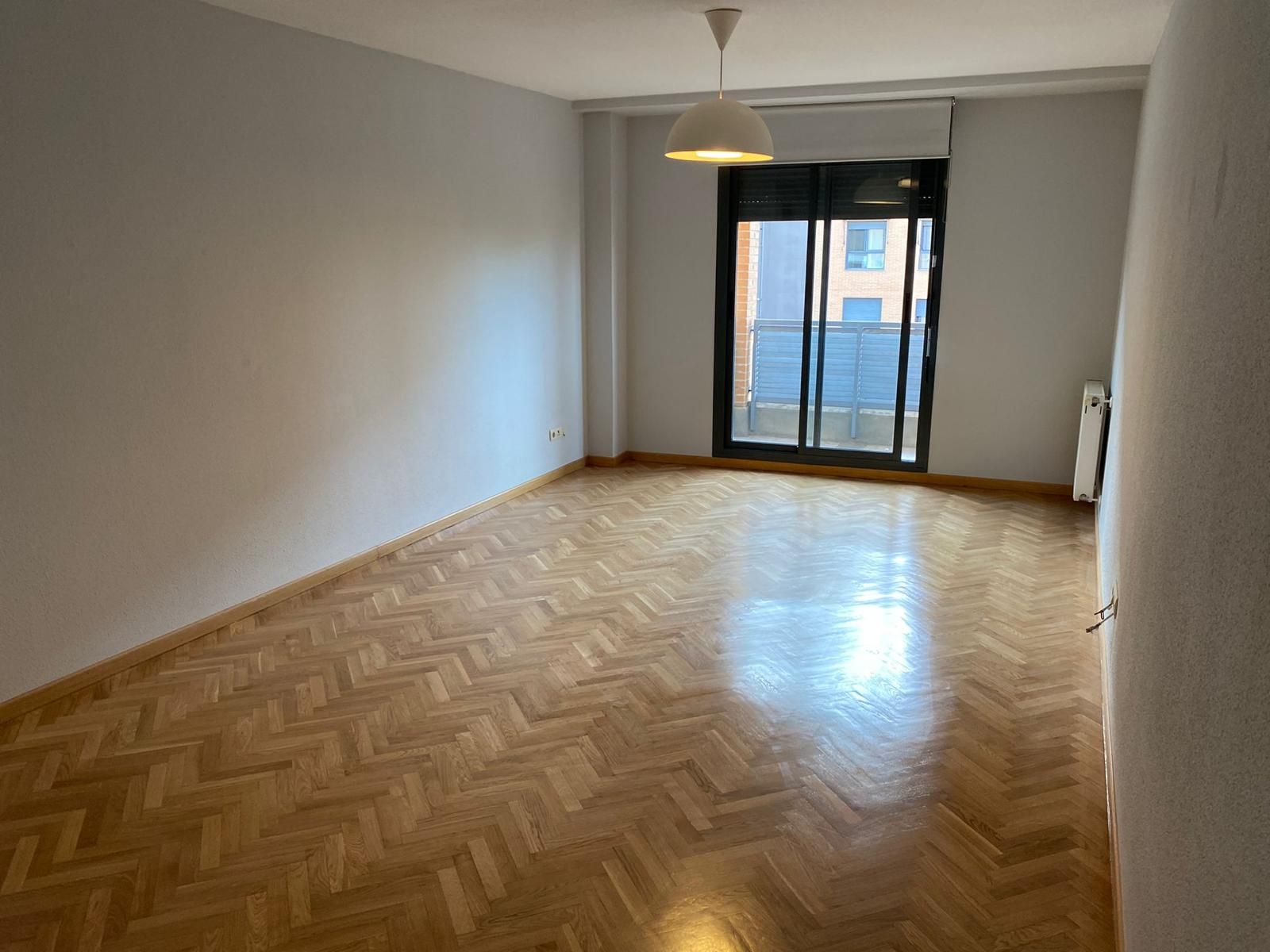 Dormitori de Pis en venda en Coslada amb Aire condicionat, Calefacció i Piscina