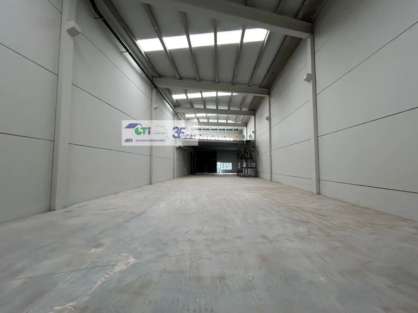 Industrial building for sale in PARQUE EMPRESARIAL MIRAFLORES, imagen 5