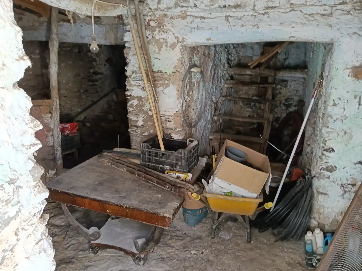 Casa adosada en venta en Válor con Terraza, Trastero y Horno