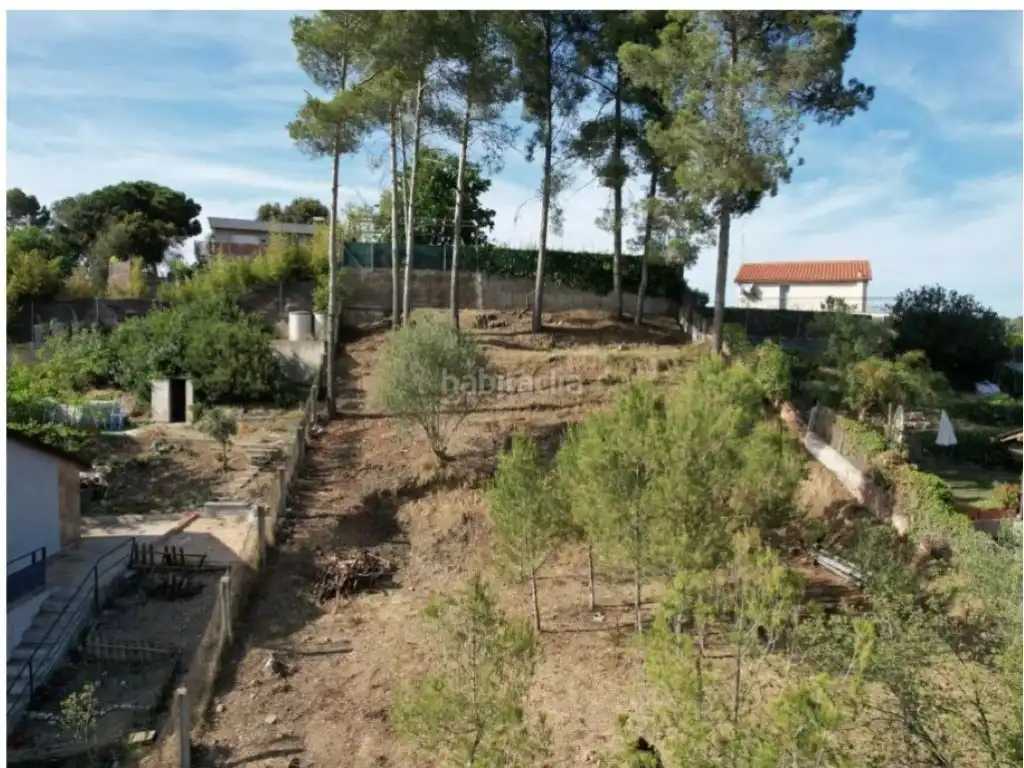Terreno residencial en venta en Calle Aiguafreda D' 18