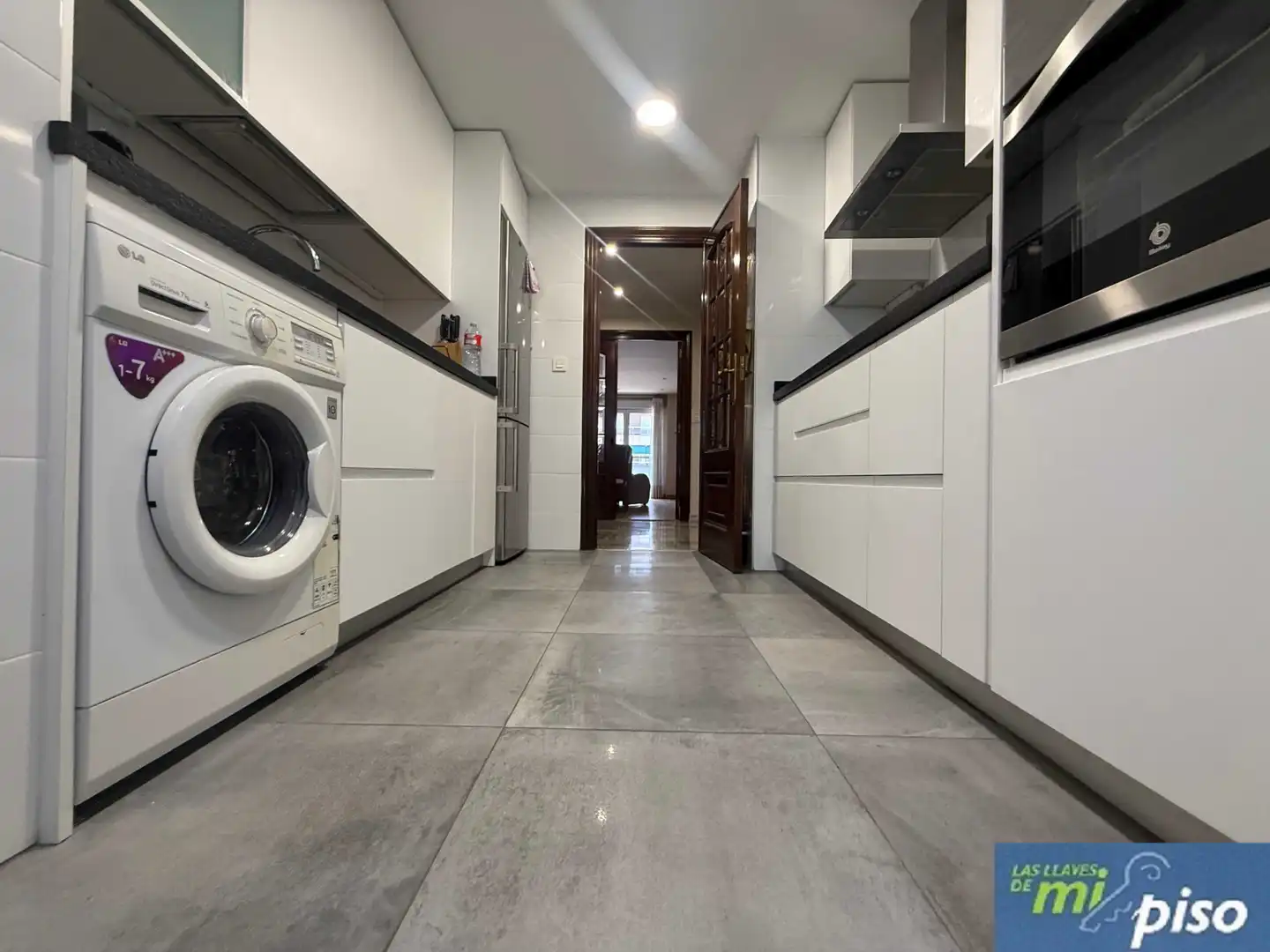 Cocina de Piso en venta en Valladolid con Calefacción, Parquet y Terraza