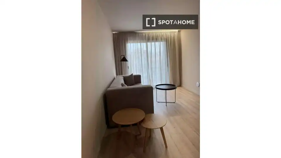 Bedroom of Flat for rent in Santa Coloma de Gramenet  with Air Conditioner, Heating and Furnished