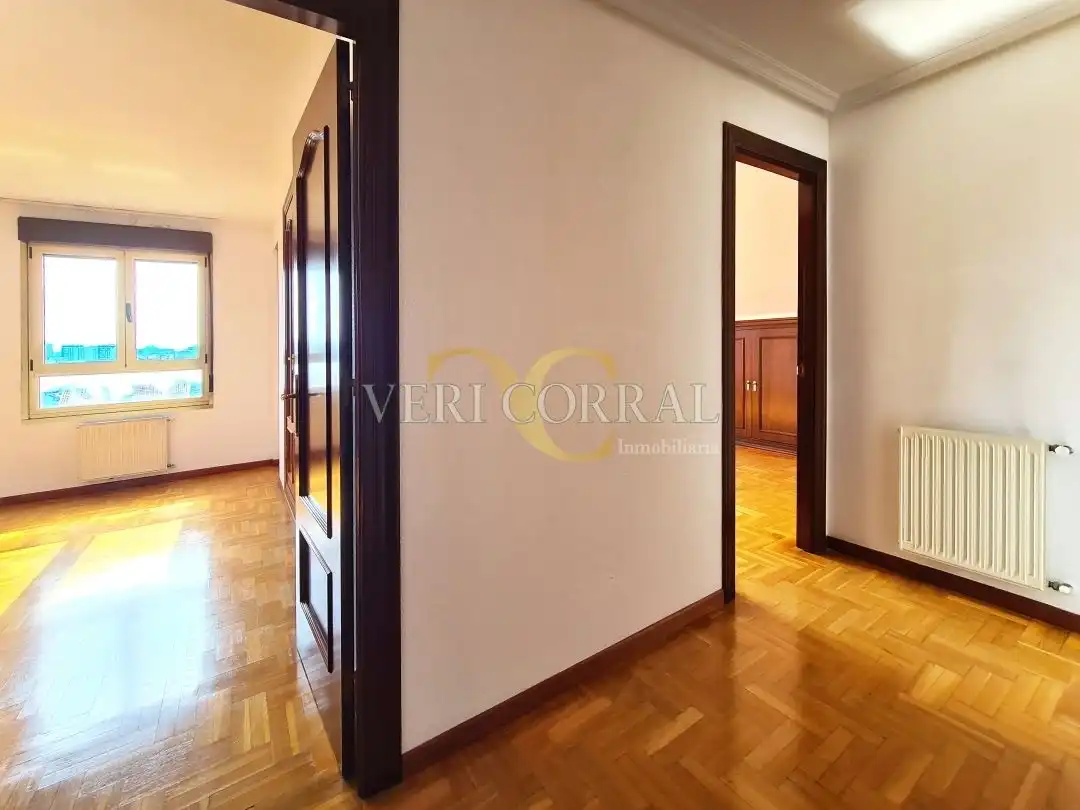 Dúplex en venta en Avenida del Llano, Llano