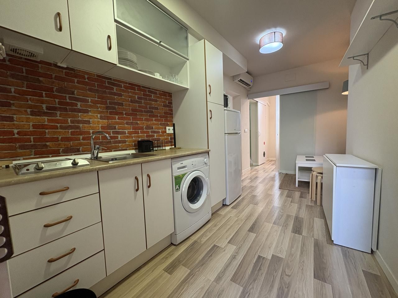 Kitchen of Flat to rent in  Madrid Capital  with Air Conditioner, Heating and Furnished
