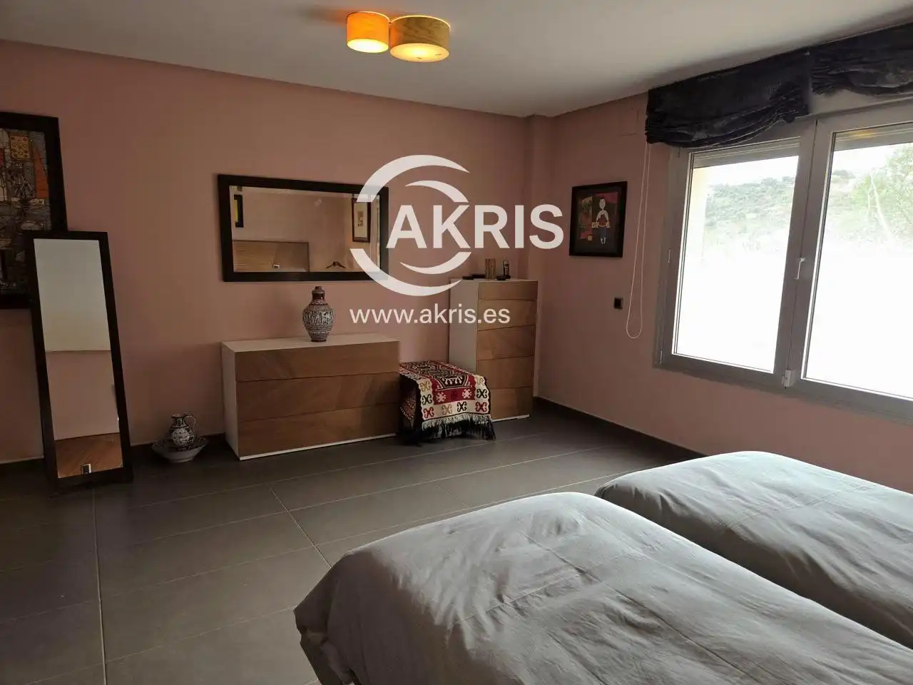 Houses for sale in Calle Monasterio Santa María la Real, Los Cigarrales-La Bastida