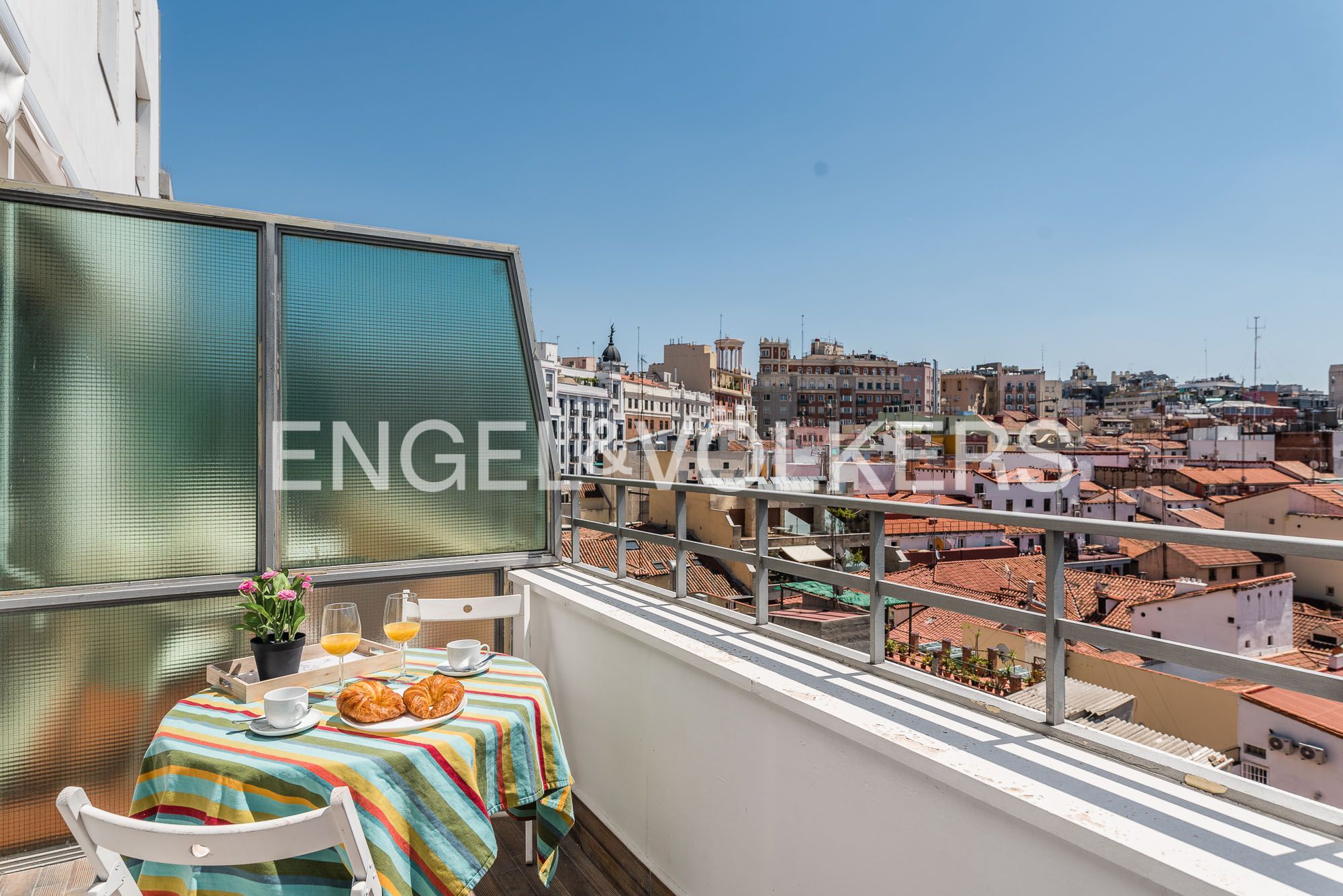 Terrassa de Apartament de lloguer en  Madrid Capital amb Aire condicionat, Calefacció i Terrassa