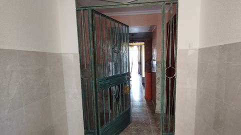 Foto 4 de Casa adosada en venta en Calle Parras Baja, 50, Torredonjimeno, Jaén