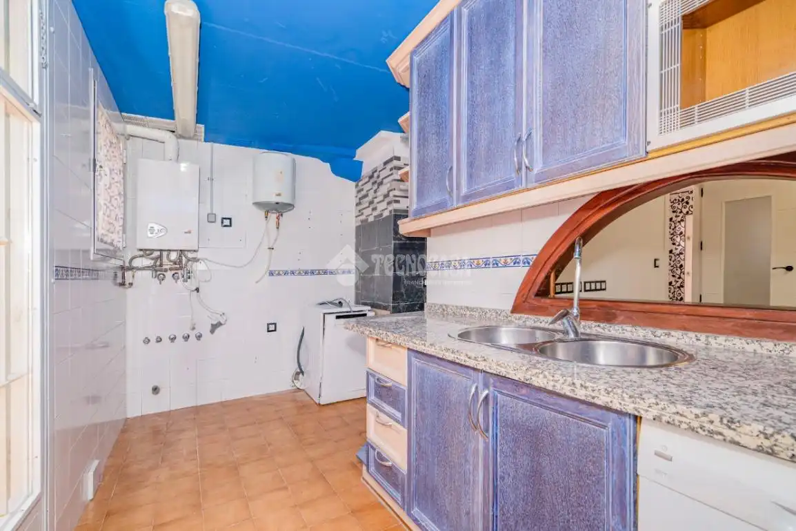 Cocina de Piso en venta en Granada