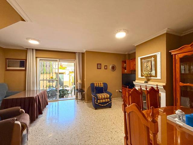 Casa adosada en Venta en Aljamar