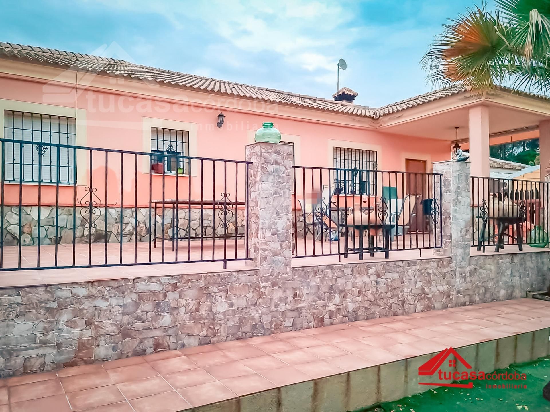 Außenansicht von Country house zum verkauf in  Córdoba Capital mit Heizung, Schwimmbad und Gemeinschaftspool