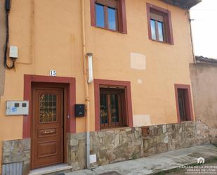 Exterior view of House or chalet to rent in La Robla 