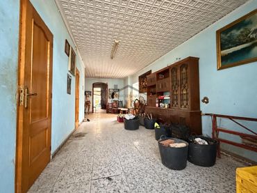 House for sale in Carcaixent