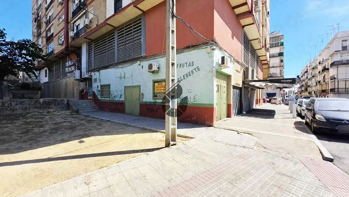 Local comercial en venda a Barrio Alto, imagen 2