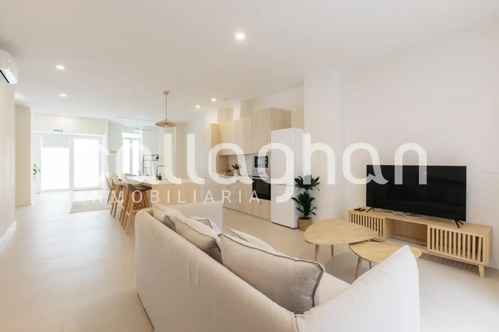 Sala d'estar de Planta baixa en venda en Valencia amb Aire condicionat, Calefacció i Terrassa