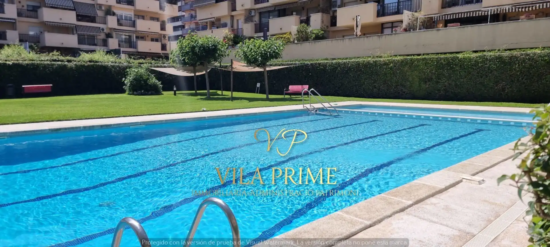 Schwimmbecken von Wohnung zum Verkauf in Vilassar de Mar mit Klimaanlage, Heizung und Privatgarten