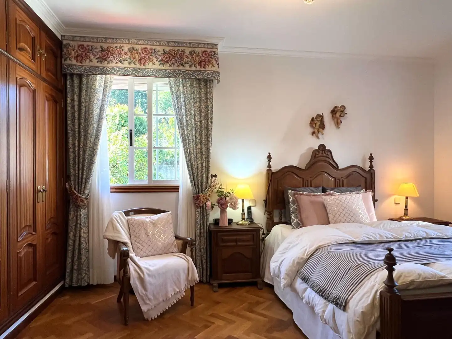 Bedroom of Houses for sale in Bergondo, A Coruña