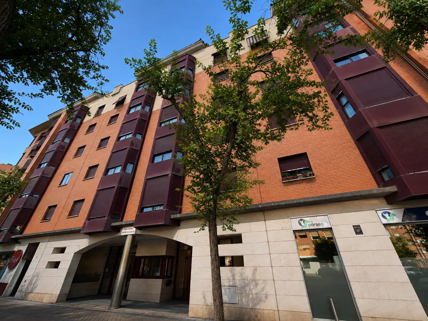 Exterior view of Flat for sale in Alcorcón  with Air Conditioner, Heating and Parquet flooring
