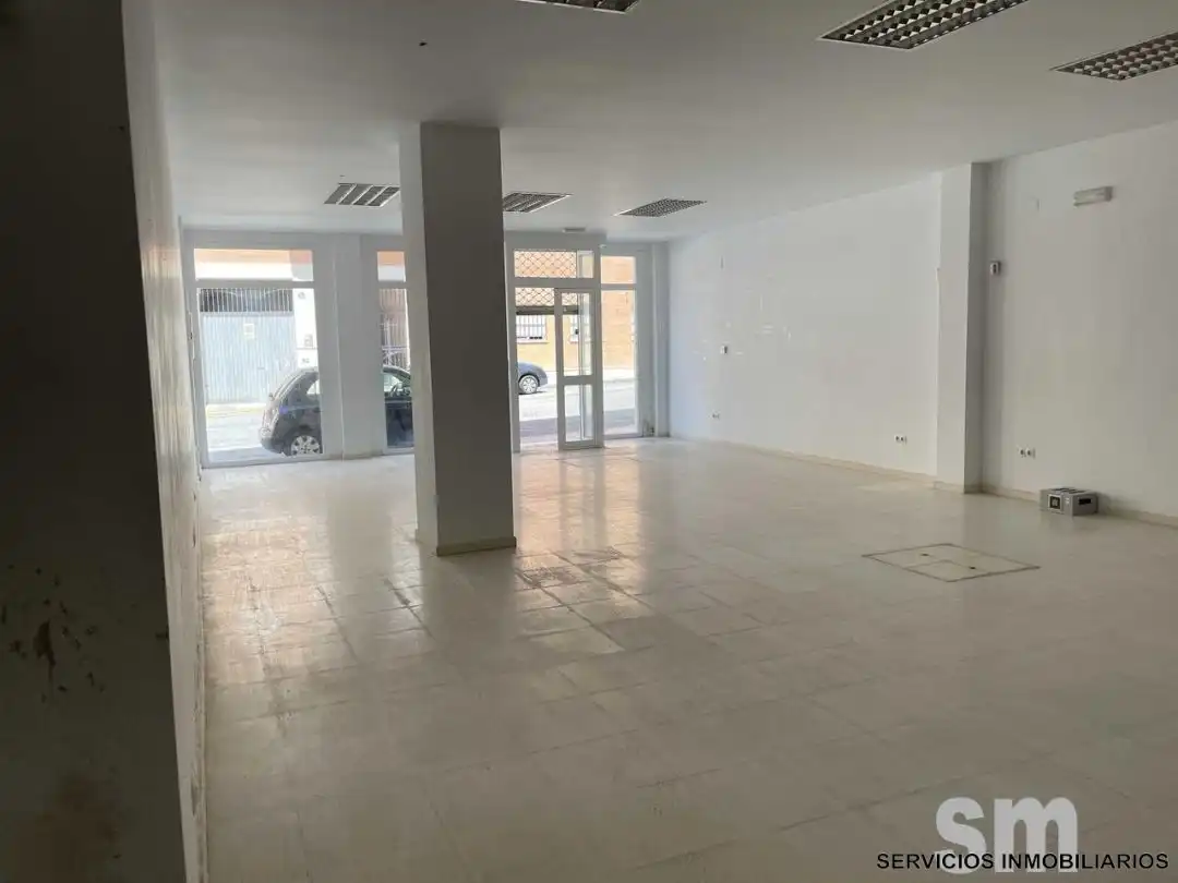 Local comercial en venta en Coria del Río, imagen 7