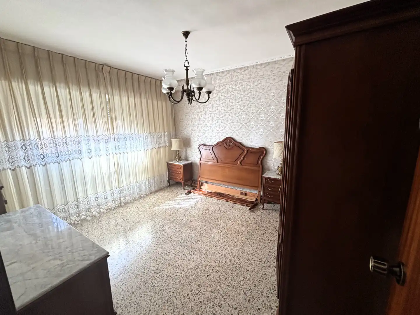 Sala d'estar de Pis en venda en Zaragoza amb Calefacció i Balcó