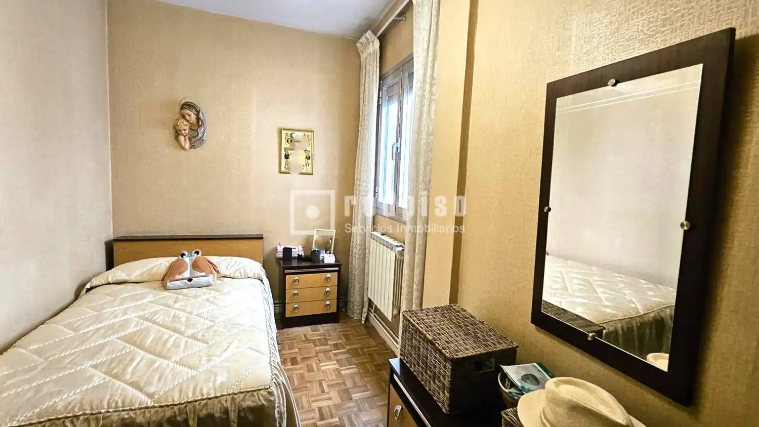 Bedroom of Flat for sale in Madrid  with Heating, Parquet flooring and Terrace
