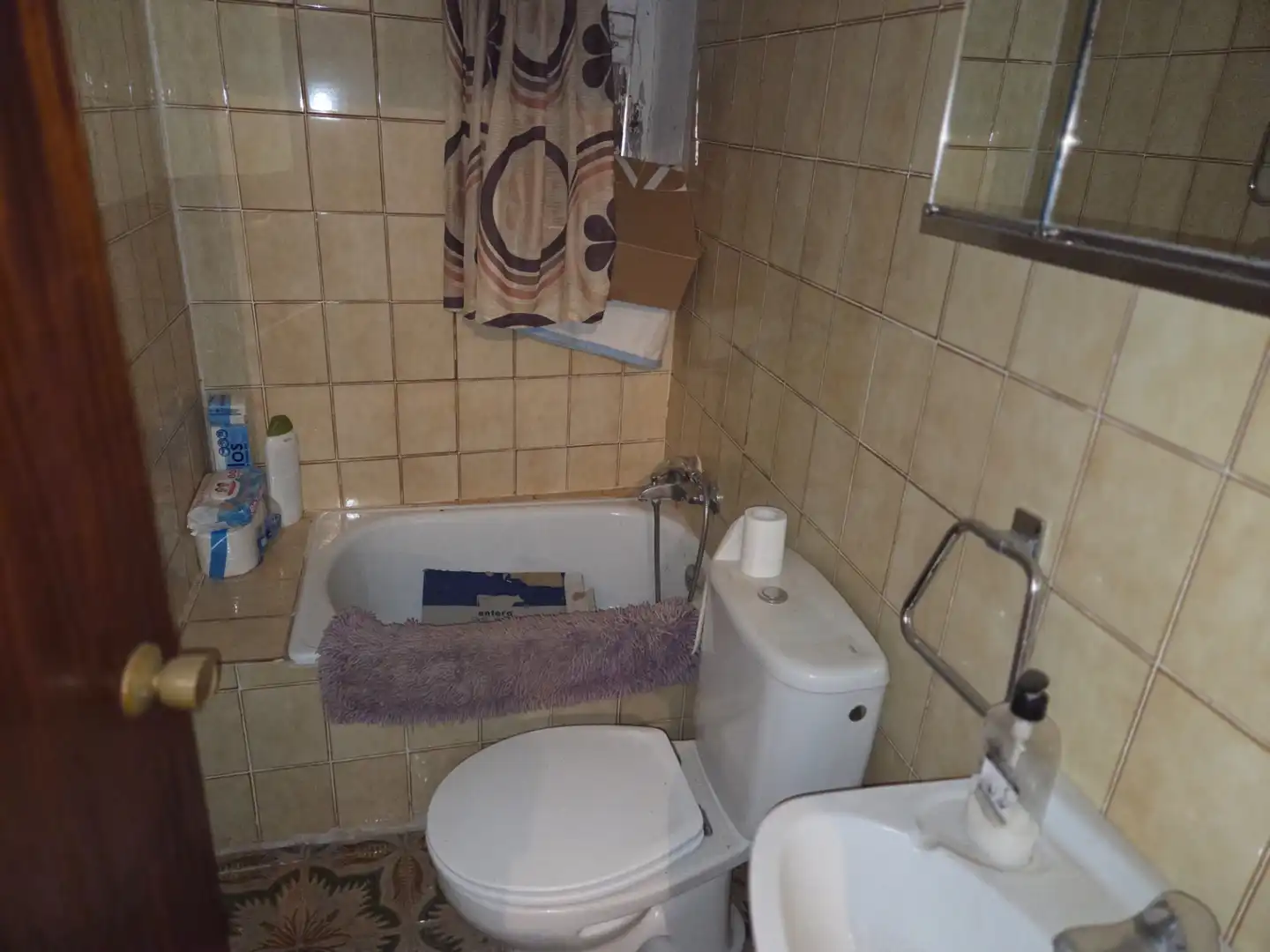 Bany de Casa o xalet en venda en Alfambra amb Terrassa i Moblat