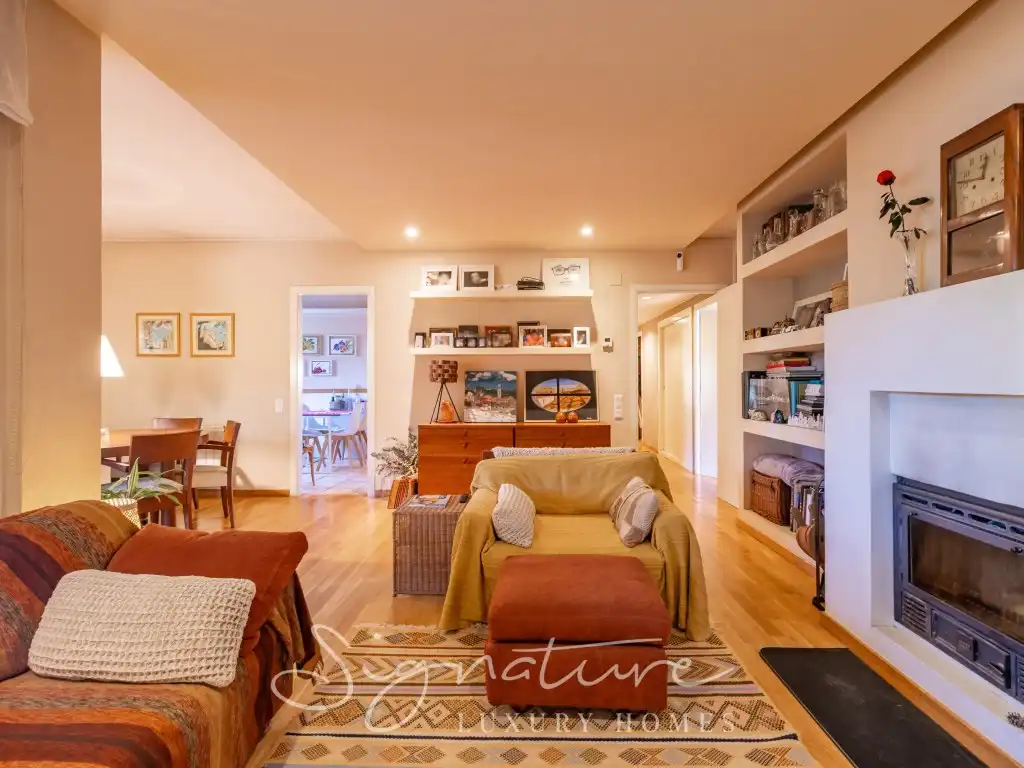 Sala d'estar de Planta baixa de lloguer en Sant Cugat del Vallès amb Aire condicionat, Jardí privat i Terrassa