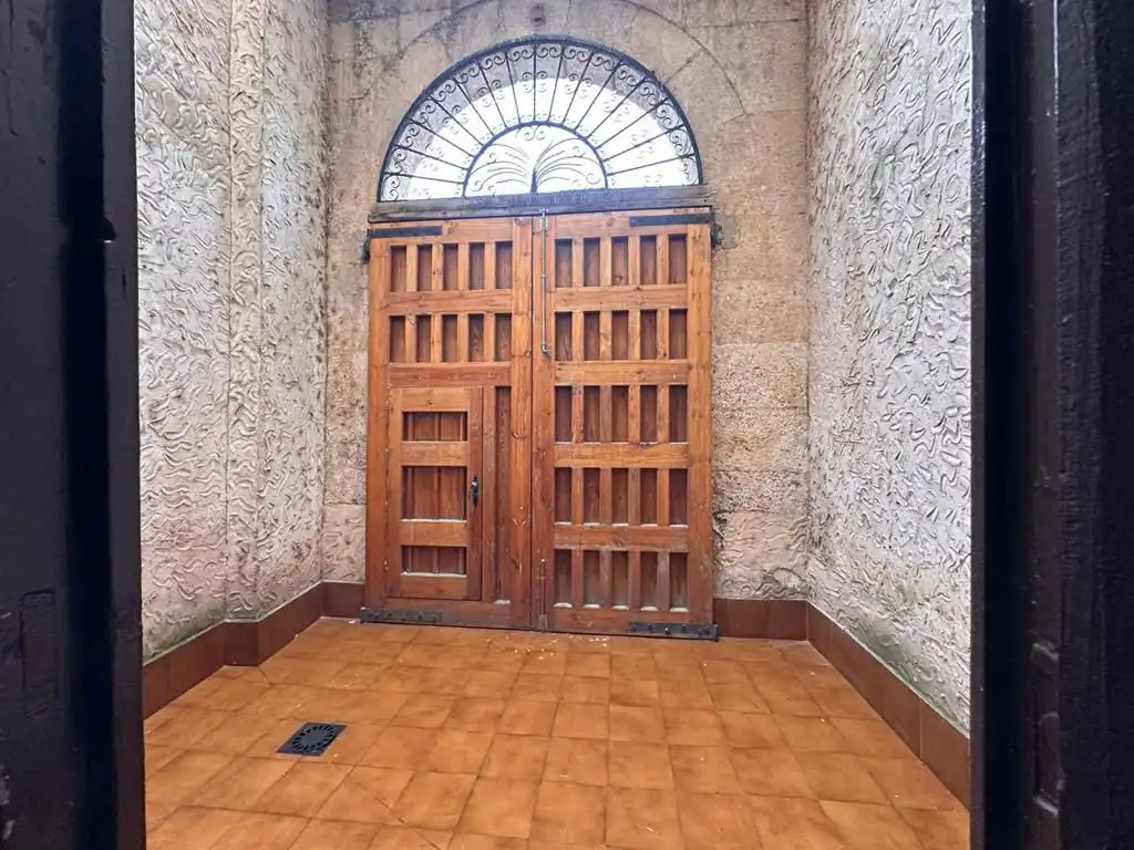 Edificio en venta en Sisante