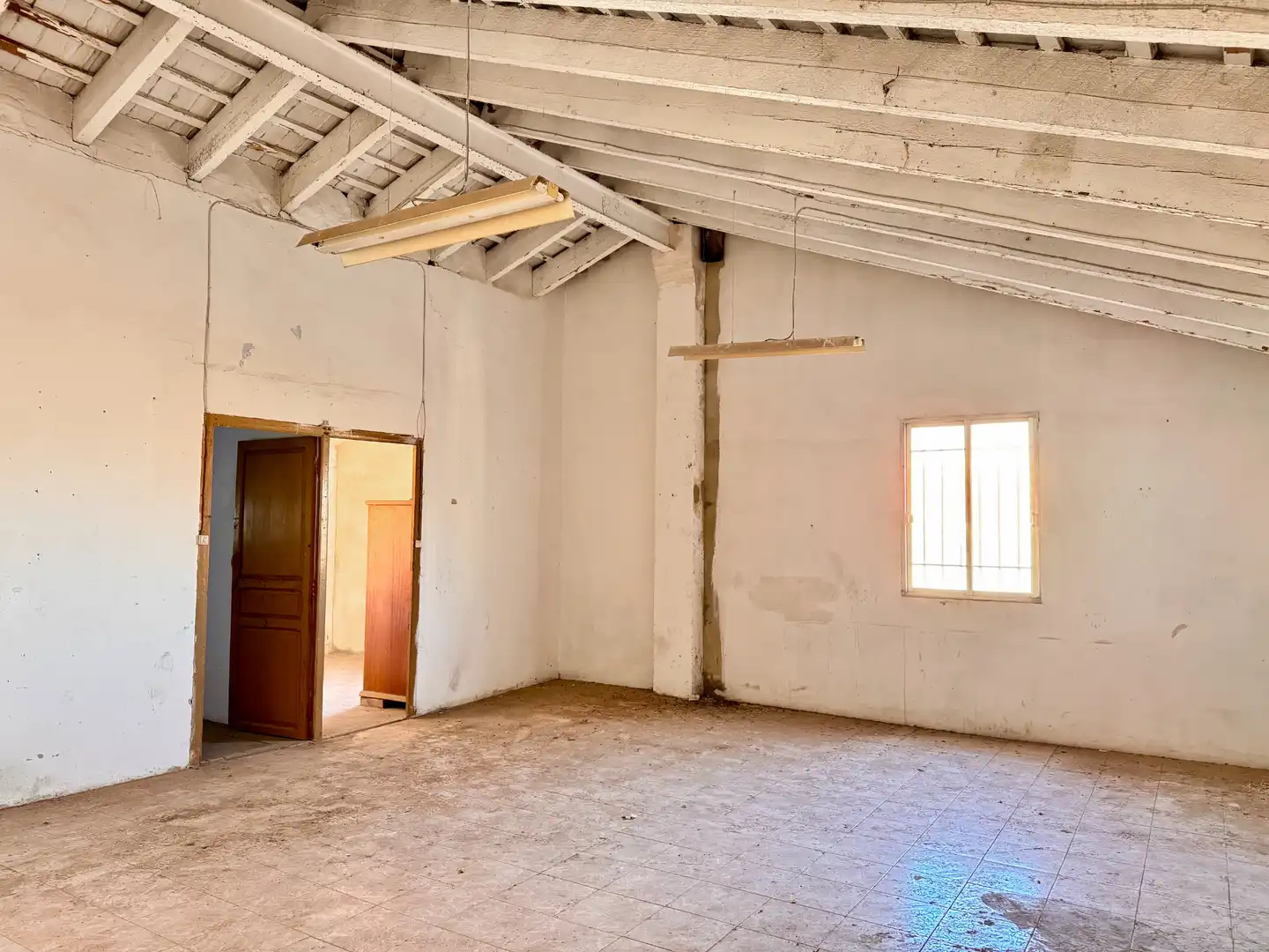 Gebäude zum Verkauf in Massamagrell