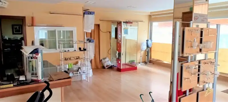 Local comercial en venta en Tomelloso