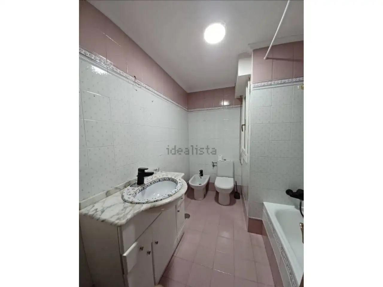 Bedroom of Flat for rent in Gijón   with Terrace and Storage room