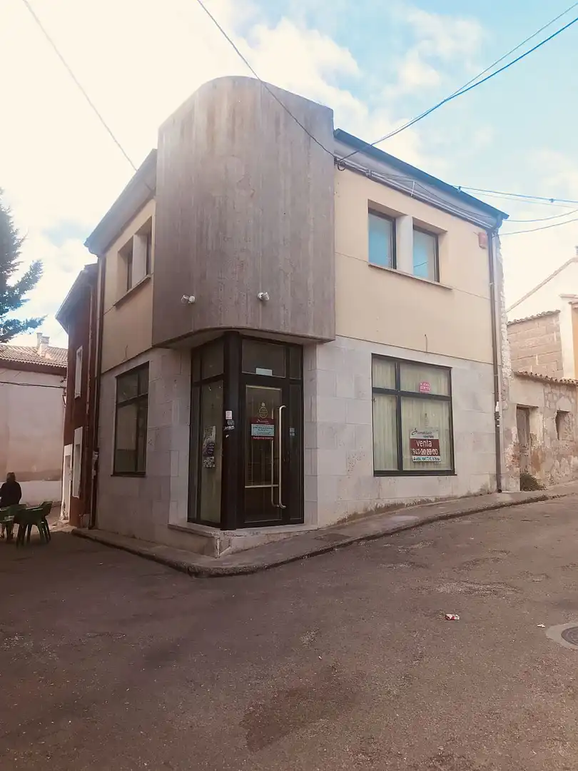 Vista exterior de Local en venta en Villafruela