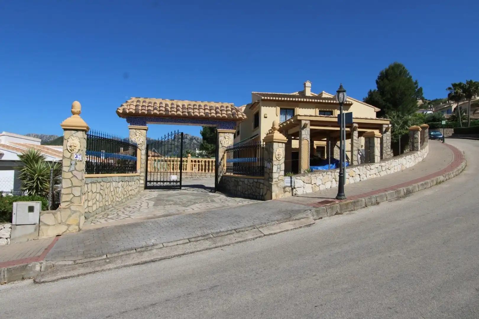 Maison à vendre à El Ràfol d'Almúnia