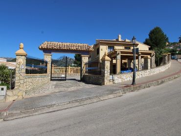 House for sale in El Ràfol d'Almúnia